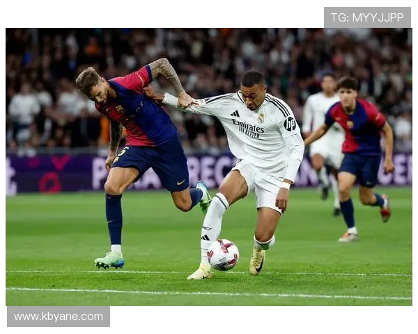 西甲第13轮开球时间：皇马晚上9点开打，巴萨凌晨4点进行